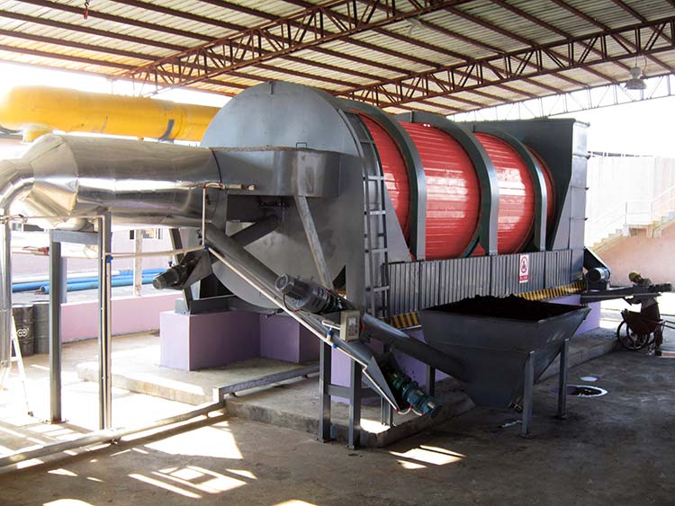 ���׾����ɻ�